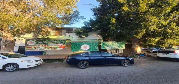 En Venta muy amplios Edificio dos Plantas, Colonia Centro.