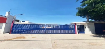 13_2949 | En Renta muy Amplia Bodega, Fracc. Residencial del Valle | GM Inmobiliaria