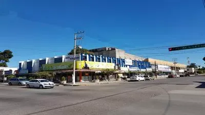En Renta Locales Comerciales, Edificio Magallanes, Col. Centro.
