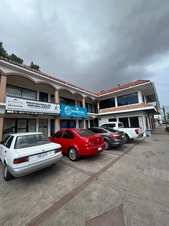 5_2686 | LOCAL COMERCIAL EN RENTA PLAZA SANTA ELENA | GM Inmobiliaria