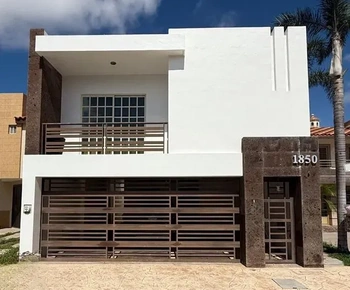 5_2983 | CASA EN RENTA FRACC LOS ALMENDROS | GM Inmobiliaria