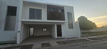 15_3015 | CASA NUEVA EN VENTA  FRACC SANTA TERESA | GM Inmobiliaria