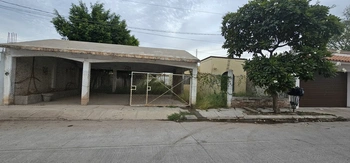 15_3024 | CASA EN VENTA CON TERRENO RESIDENCIAL PASEO ALAMEDA | GM Inmobiliaria