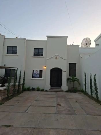 15_3014 | CASA EN RENTA FRACC SCALLY 3 RECAMARAS | GM Inmobiliaria